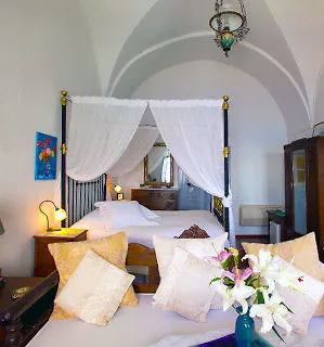 1864 The Sea Captain's House Вилла Ия